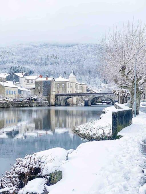 Gite Belfortes Plein Coeur De Brassac Brassac  Dış mekan fotoğraf